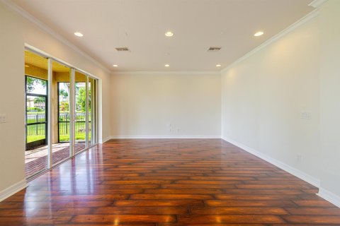House in Fort Myers, Florida 5 bedrooms, 339.93 sq.m. № 2389605 - photo 28