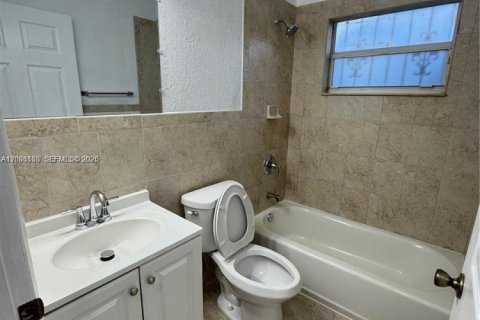 Villa ou maison à louer à Homestead, Floride: 3 chambres, 126.07 m2 № 2367821 - photo 9
