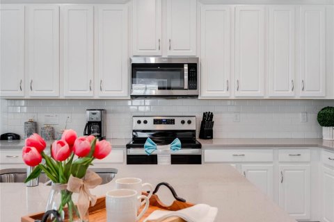 Купить виллу или дом в Киссимми, Флорида 12 комнат, 387.31м2, № 2425447 - фото 6