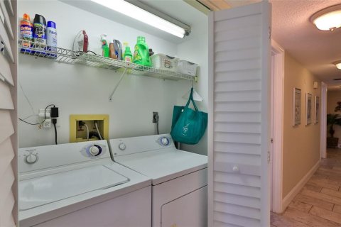 Condominio en venta en New Smyrna Beach, Florida, 2 dormitorios, 125.14 m2 № 1351292 - foto 14