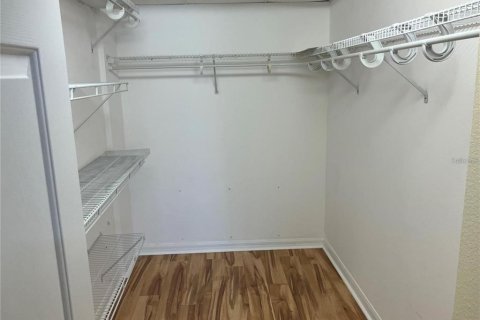Купить кондоминиум в Венеция, Флорида 5 комнат, 115.66м2, № 1873353 - фото 23