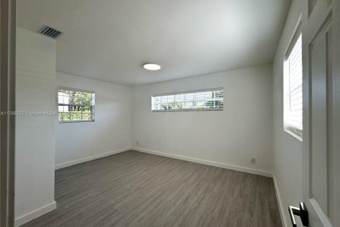 Villa ou maison à vendre à Fort Lauderdale, Floride: 4 chambres, 141.21 m2 № 1697416 - photo 16