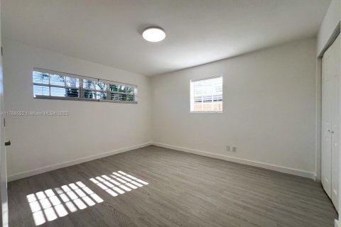 Villa ou maison à vendre à Fort Lauderdale, Floride: 4 chambres, 141.21 m2 № 1697416 - photo 10
