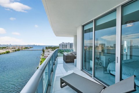 Condominio en venta en North Bay Village, Florida, 3 dormitorios, 170.94 m2 № 1925773 - foto 8