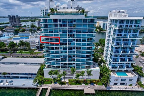 Condominio en venta en North Bay Village, Florida, 3 dormitorios, 170.94 m2 № 1925773 - foto 26
