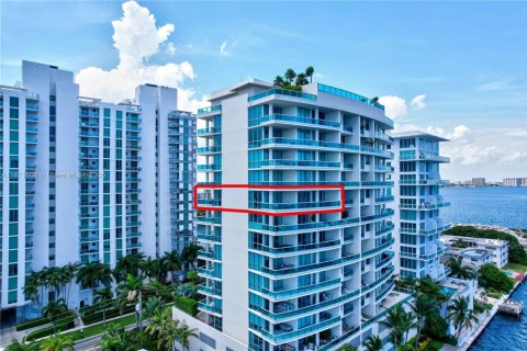 Condominio en venta en North Bay Village, Florida, 3 dormitorios, 170.94 m2 № 1925773 - foto 25
