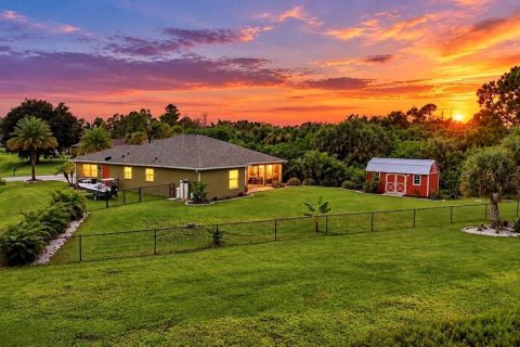 Casa en venta en North Port, Florida, 3 dormitorios, 168.52 m2 № 2396507 - foto 3