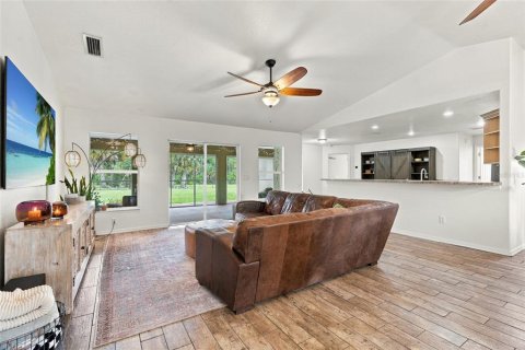 Casa en venta en North Port, Florida, 3 dormitorios, 168.52 m2 № 2396507 - foto 12