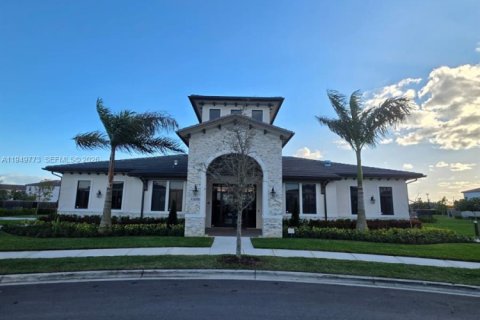 Снять в аренду таунхаус в Хомстед, Флорида 3 спальни, 129.41м2, № 2005540 - фото 18