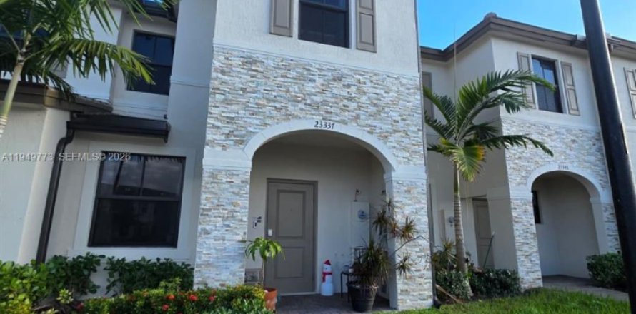 Таунхаус в Хомстед, Флорида 3 спальни, 129.41м2 № 2005540