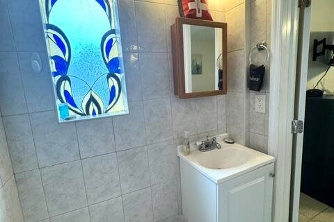 Commercial property in Hollywood, Florida 322.93 sq.m. № 2240684 - photo 28