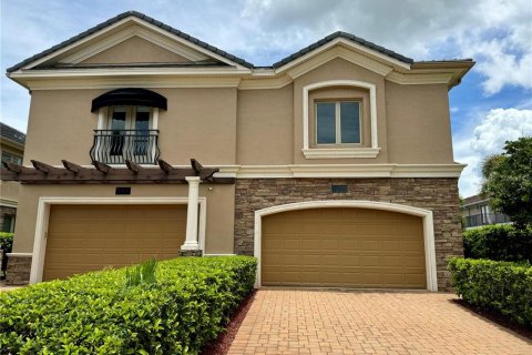 Touwnhouse à louer à Saint Petersburg, Floride: 3 chambres, 277.03 m2 № 1902231 - photo 1