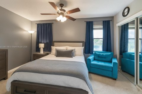 Adosado en venta en Pembroke Pines, Florida, 3 dormitorios, 131.92 m2 № 1890063 - foto 18