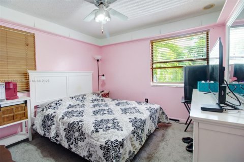 Adosado en venta en Pembroke Pines, Florida, 3 dormitorios, 131.92 m2 № 1890063 - foto 23