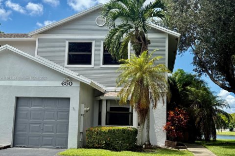Adosado en venta en Pembroke Pines, Florida, 3 dormitorios, 131.92 m2 № 1890063 - foto 7