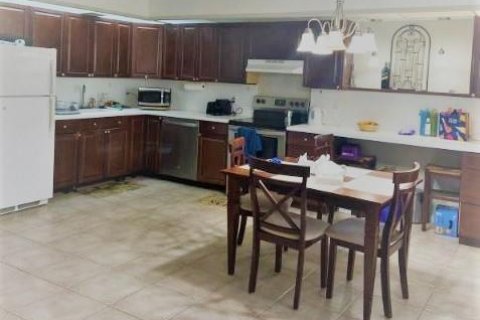Condo in Coconut Creek, Florida, 2 bedrooms  № 1041053 - photo 1