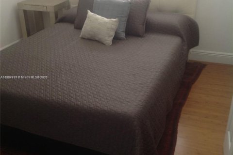 Снять в аренду кондоминиум в Майами-Бич, Флорида 1 спальня, 56.02м2, № 1941324 - фото 7