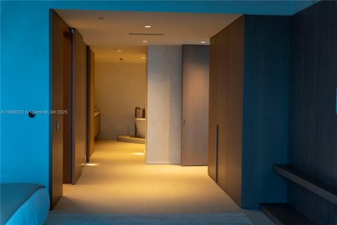 Copropriété à louer à Miami Beach, Floride: 3 chambres, 274.9 m2 № 2038134 - photo 21