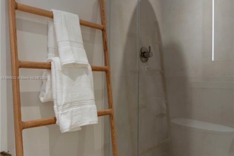 Copropriété à louer à Miami Beach, Floride: 3 chambres, 274.9 m2 № 2038134 - photo 29