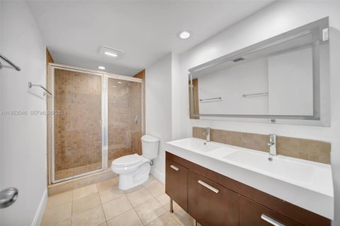 Copropriété à vendre à Aventura, Floride: 2 chambres, 107.49 m2 № 2019899 - photo 22