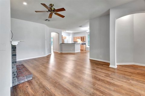 Villa ou maison à louer à DeLand, Floride: 3 chambres, 169.55 m2 № 2398617 - photo 7