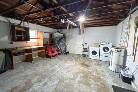 House in Winter Haven, Florida 2 bedrooms, 140.93 sq.m. № 1806593 - photo 14