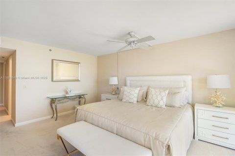 Condo in Tequesta, Florida, 3 bedrooms  № 1977782 - photo 14