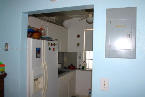 Купить кондоминиум в Хайалиа, Флорида 1 спальня, 54.91м2, № 1821612 - фото 23