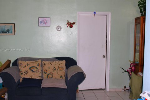 Купить кондоминиум в Хайалиа, Флорида 1 спальня, 54.91м2, № 1821612 - фото 24
