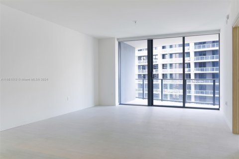 Condo in Miami, Florida, 1 bedroom  № 1702997 - photo 7