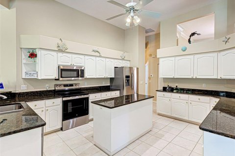 House in Venice, Florida 3 bedrooms, 282.52 sq.m. № 1902901 - photo 10