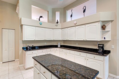 House in Venice, Florida 3 bedrooms, 282.52 sq.m. № 1902901 - photo 12