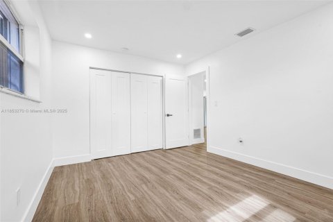 Casa en venta en Hollywood, Florida, 3 dormitorios, 113.15 m2 № 1872281 - foto 28