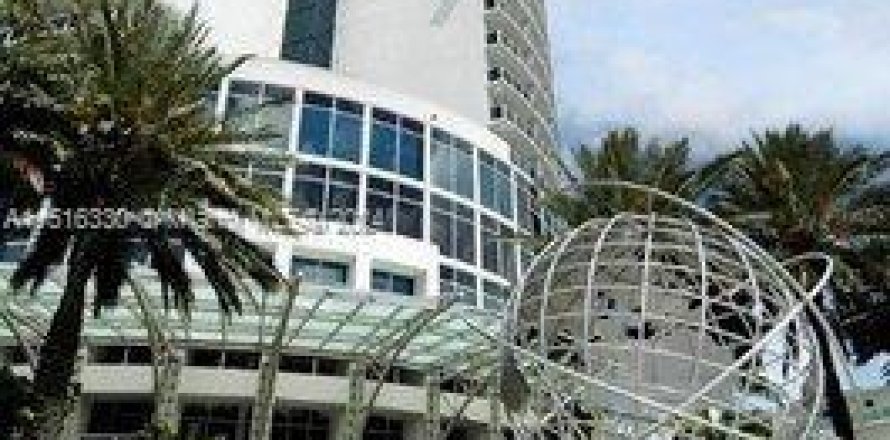 Estudio en el Condominio en Sunny Isles Beach, Florida № 1960096