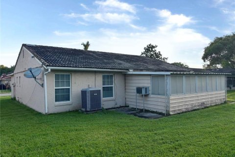 Casa en venta en Orlando, Florida, 2 dormitorios, 143.07 m2 № 2224647 - foto 30