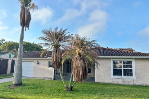 Casa en venta en Orlando, Florida, 2 dormitorios, 143.07 m2 № 2224647 - foto 2