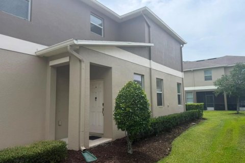 Touwnhouse à vendre à Orlando, Floride: 3 chambres, 160.63 m2 № 2280153 - photo 2