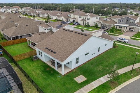 House in Orlando, Florida 3 bedrooms, 202.43 sq.m. № 2209613 - photo 9