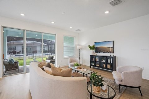 House in Orlando, Florida 3 bedrooms, 202.43 sq.m. № 2209613 - photo 16