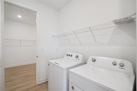 House in Orlando, Florida 3 bedrooms, 202.43 sq.m. № 2209613 - photo 26