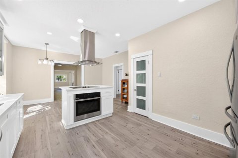 Casa en venta en Sanford, Florida, 5 dormitorios, 167.87 m2 № 2430562 - foto 17