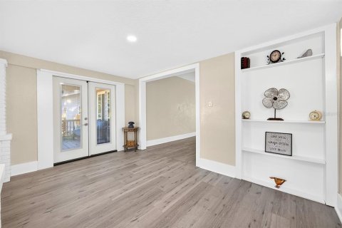 Casa en venta en Sanford, Florida, 5 dormitorios, 167.87 m2 № 2430562 - foto 5