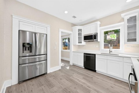 Casa en venta en Sanford, Florida, 5 dormitorios, 167.87 m2 № 2430562 - foto 18