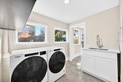Casa en venta en Sanford, Florida, 5 dormitorios, 167.87 m2 № 2430562 - foto 28