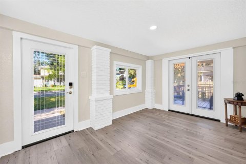 Casa en venta en Sanford, Florida, 5 dormitorios, 167.87 m2 № 2430562 - foto 4