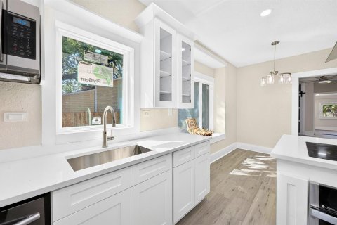 Casa en venta en Sanford, Florida, 5 dormitorios, 167.87 m2 № 2430562 - foto 19