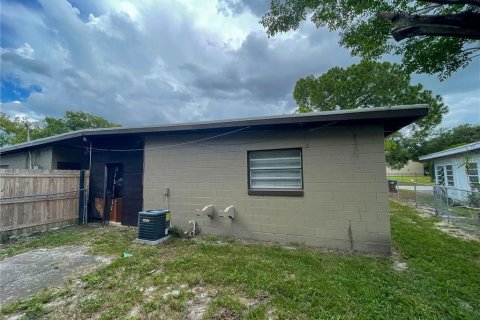Dúplex en venta en Orlando, Florida, 4 dormitorios, 147.16 m2 № 1688240 - foto 24
