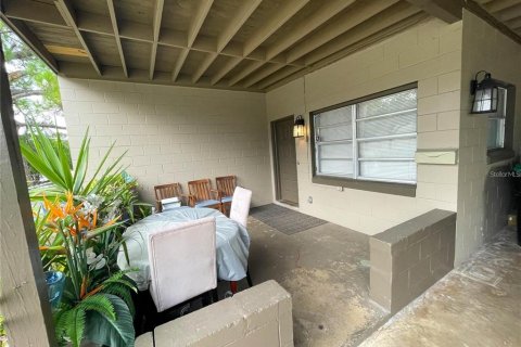 Dúplex en venta en Orlando, Florida, 4 dormitorios, 147.16 m2 № 1688240 - foto 2