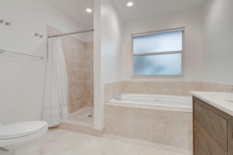 Apartamento en alquiler en Ocean Ridge, Florida, 2 dormitorios, 366.41 m2 № 2077560 - foto 13