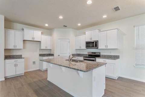 Casa en venta en Winter Garden, Florida, 3 dormitorios, 205.87 m2 № 1905565 - foto 9